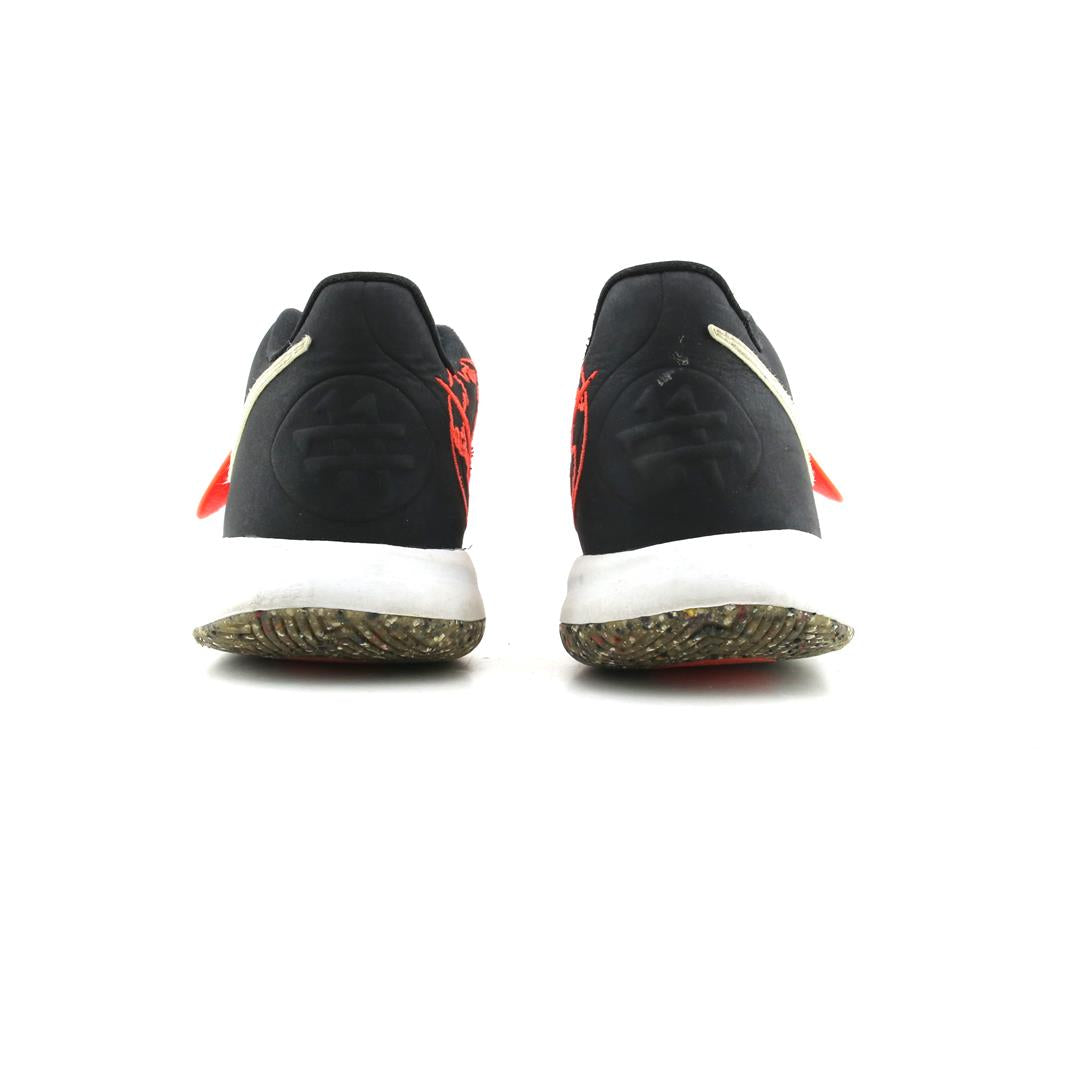 KYRIE FLYTRAP 3