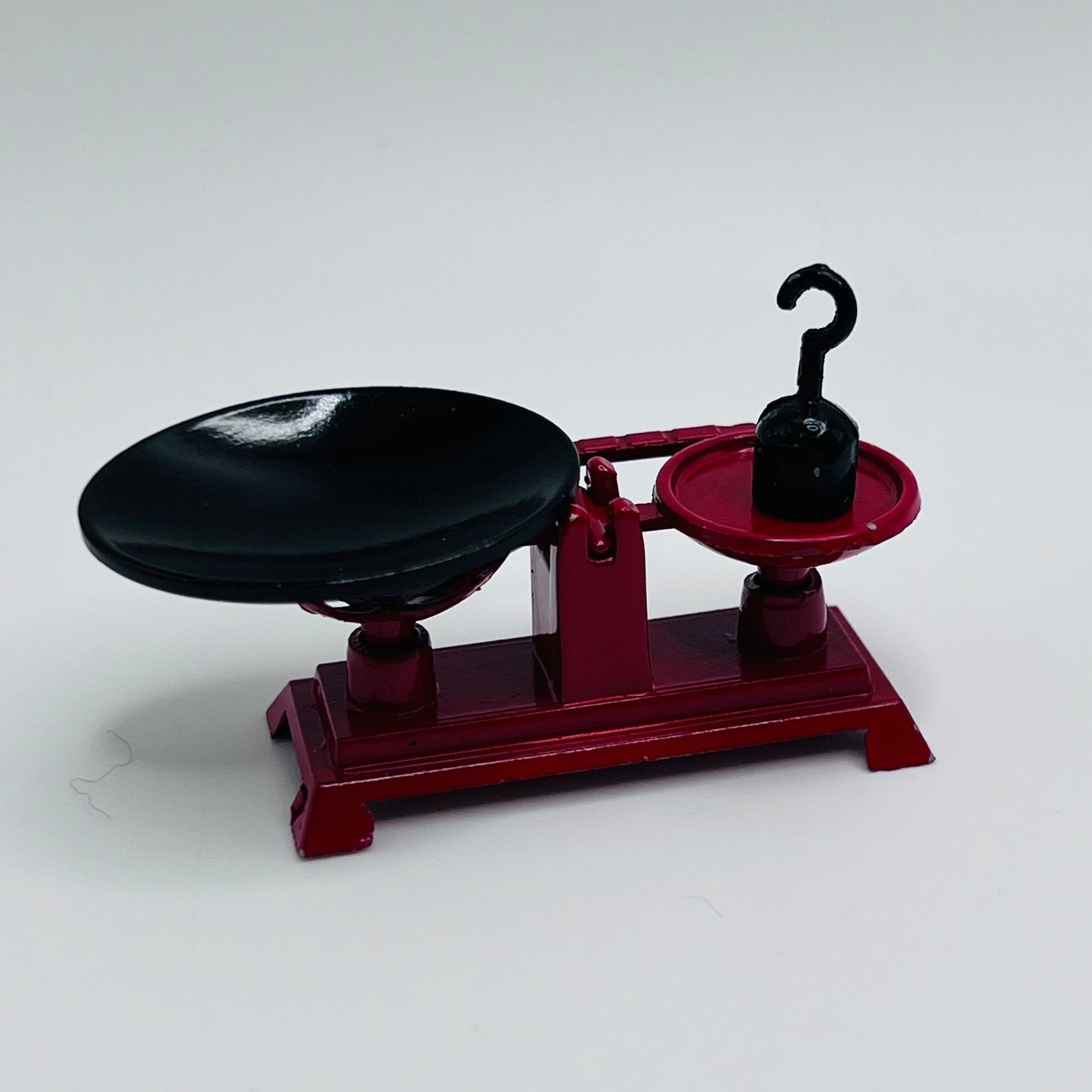 Metal Country Store Scale with Tray and Weight - 1/12 Scale Dollhouse Miniature