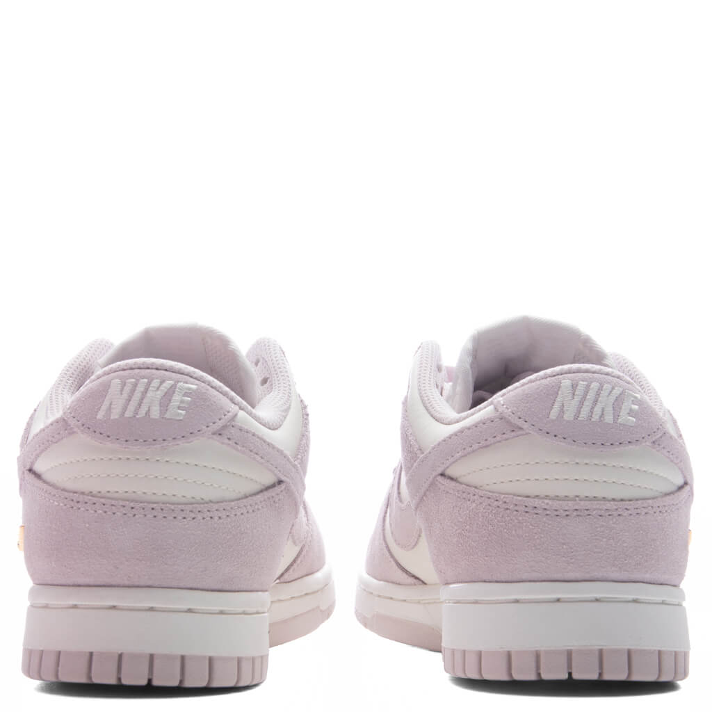 Women's Dunk Low SE - Sail/Pearl Pink/White/Metallic Gold