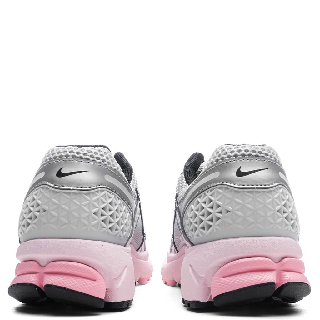 Women's Zoom Vomero 5 - Photon Dust/Metallic Silver/Pink Foam
