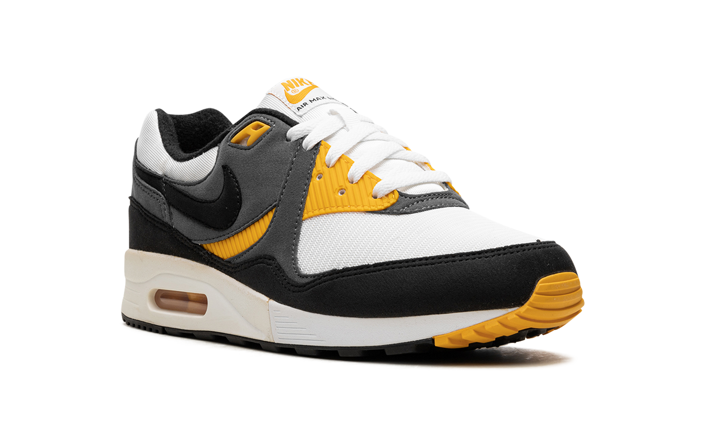 Air Max Light AO8285 102