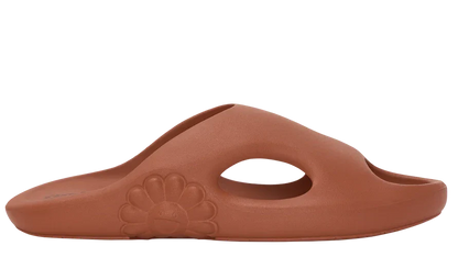 Takashi Murakami Ohana Hatake Slippers Surippa Ohana (Rust)