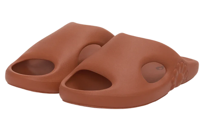 Takashi Murakami Ohana Hatake Slippers Surippa Ohana (Rust)