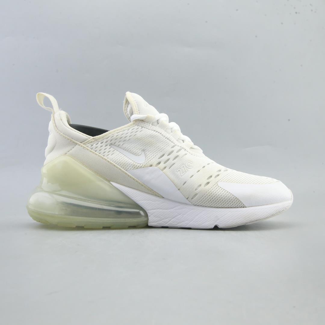 AIR MAX 270