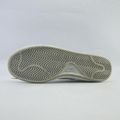 COURT MAJESTIC