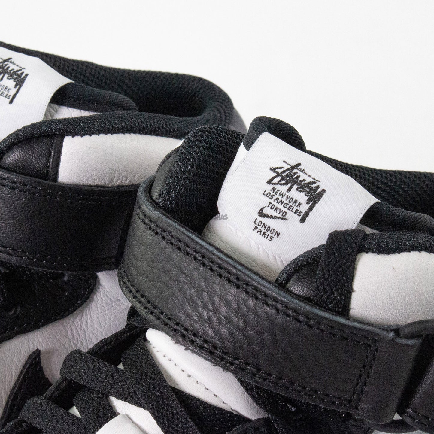 Air Force 1 Mid Stussy 'Light Bone Black' (2022)