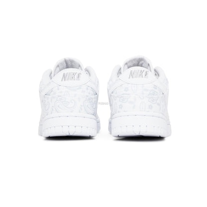Dunk Low 'White Paisley' Women's (2022)