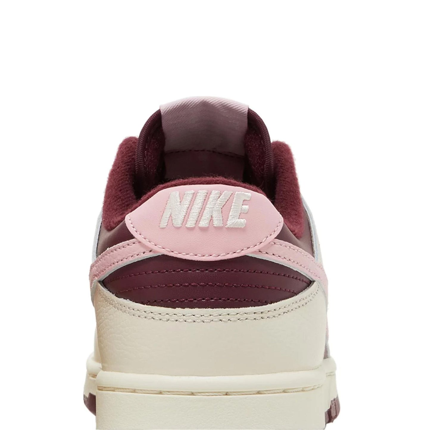 Dunk Low Retro PRM 'Valentine's Day' (2023)