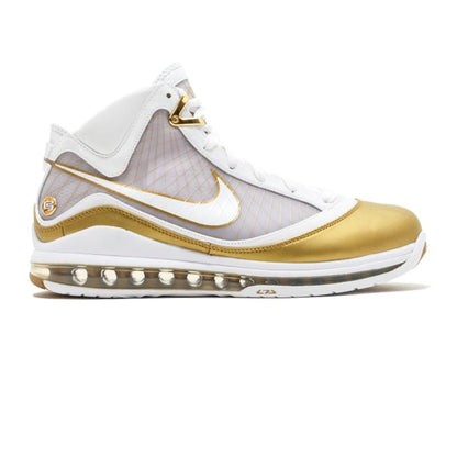 LeBron 7 'China Moon' (2009)