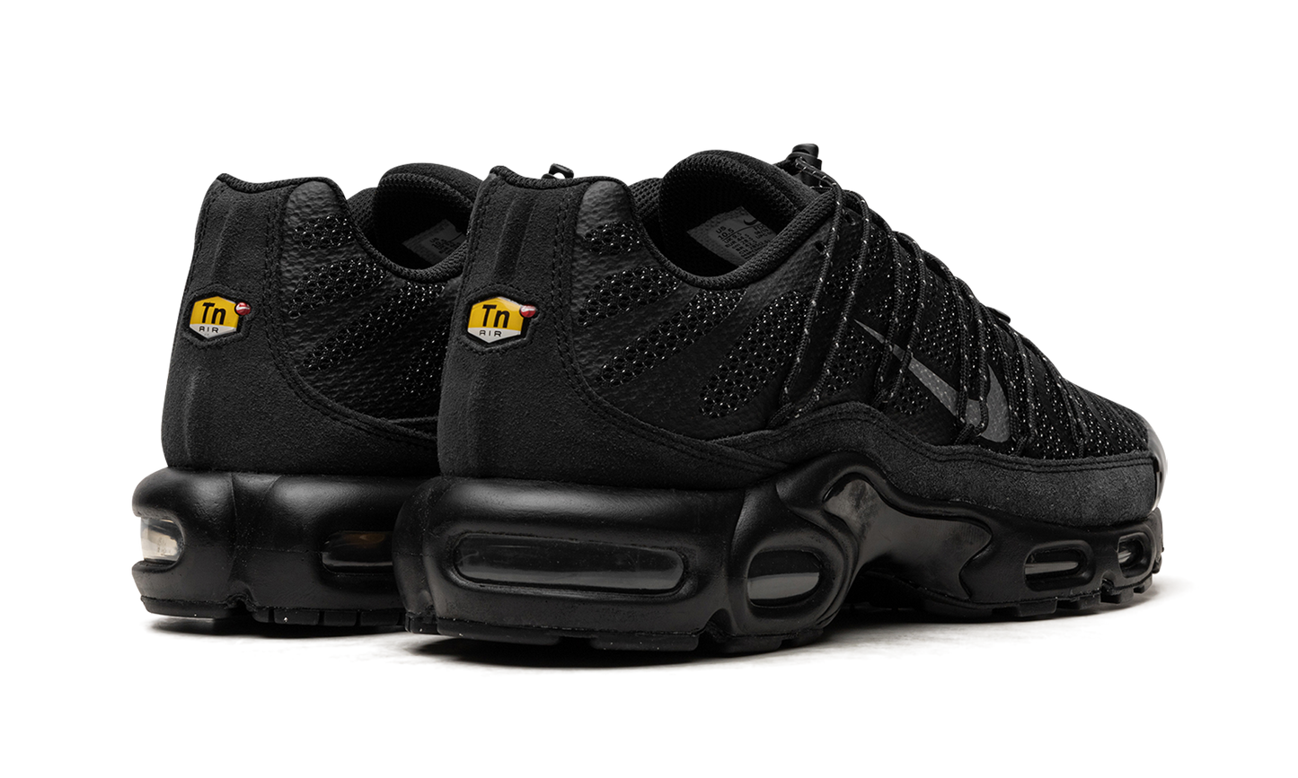 Air Max Plus Utility "Black Metallic" FD0670 001