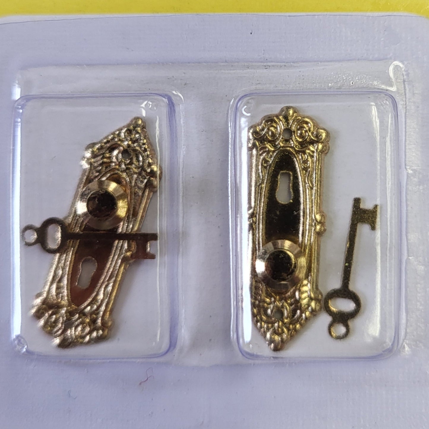 Opryland Door Handle Set with Key - Brass - 1/12 Scale Miniature