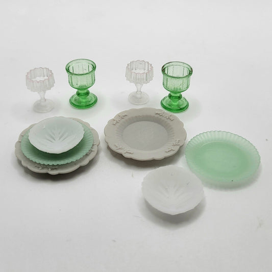 Green/White Dish Set - 3D Printed Kit - Ivette Orellana - 1/12 Scale Dollhouse Miniature