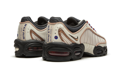 Air Max Tailwind 4 SE "Roman Numerals" CJ9681 001