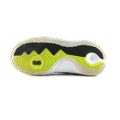 KYRIE FLYTRAP