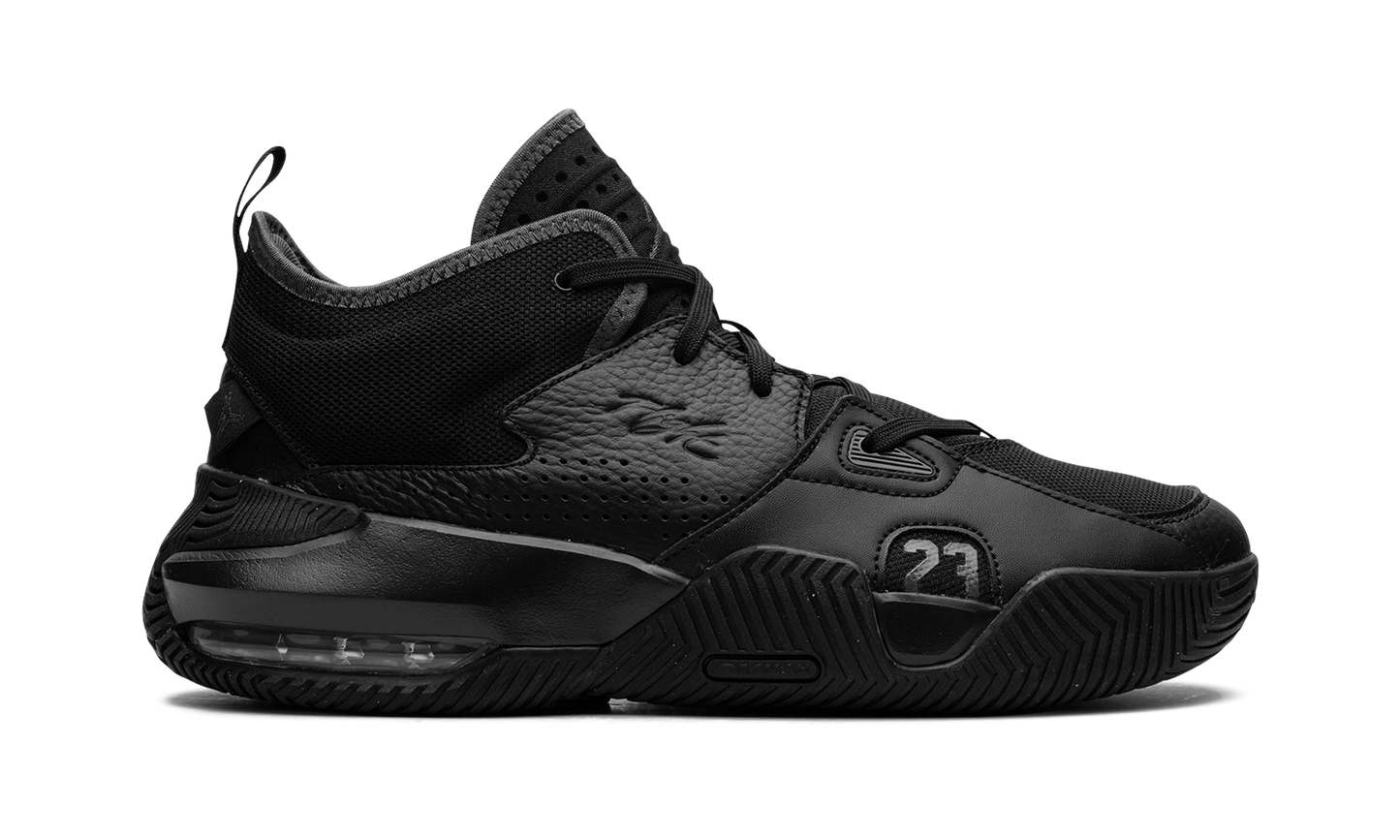 Stay Loyal 2 "Black Anthracite" DQ8401 002