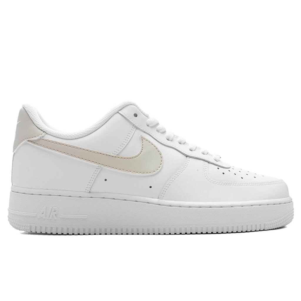 Air Force 1 '07 - White/Light Khaki