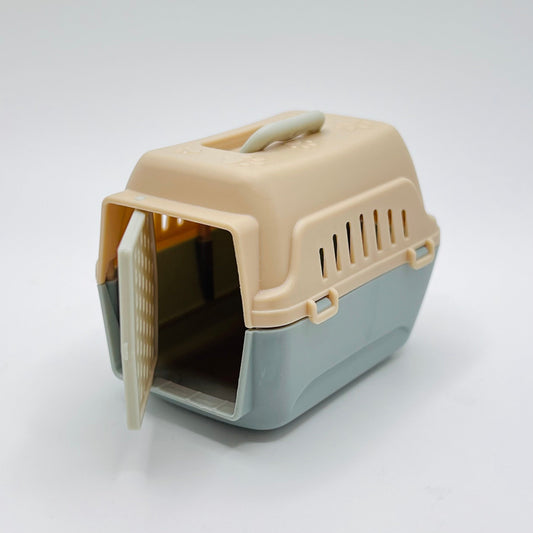 Medium Size Pet Carrier/Dog Crate - Plastic - 1/12 Scale Dollhouse Miniature