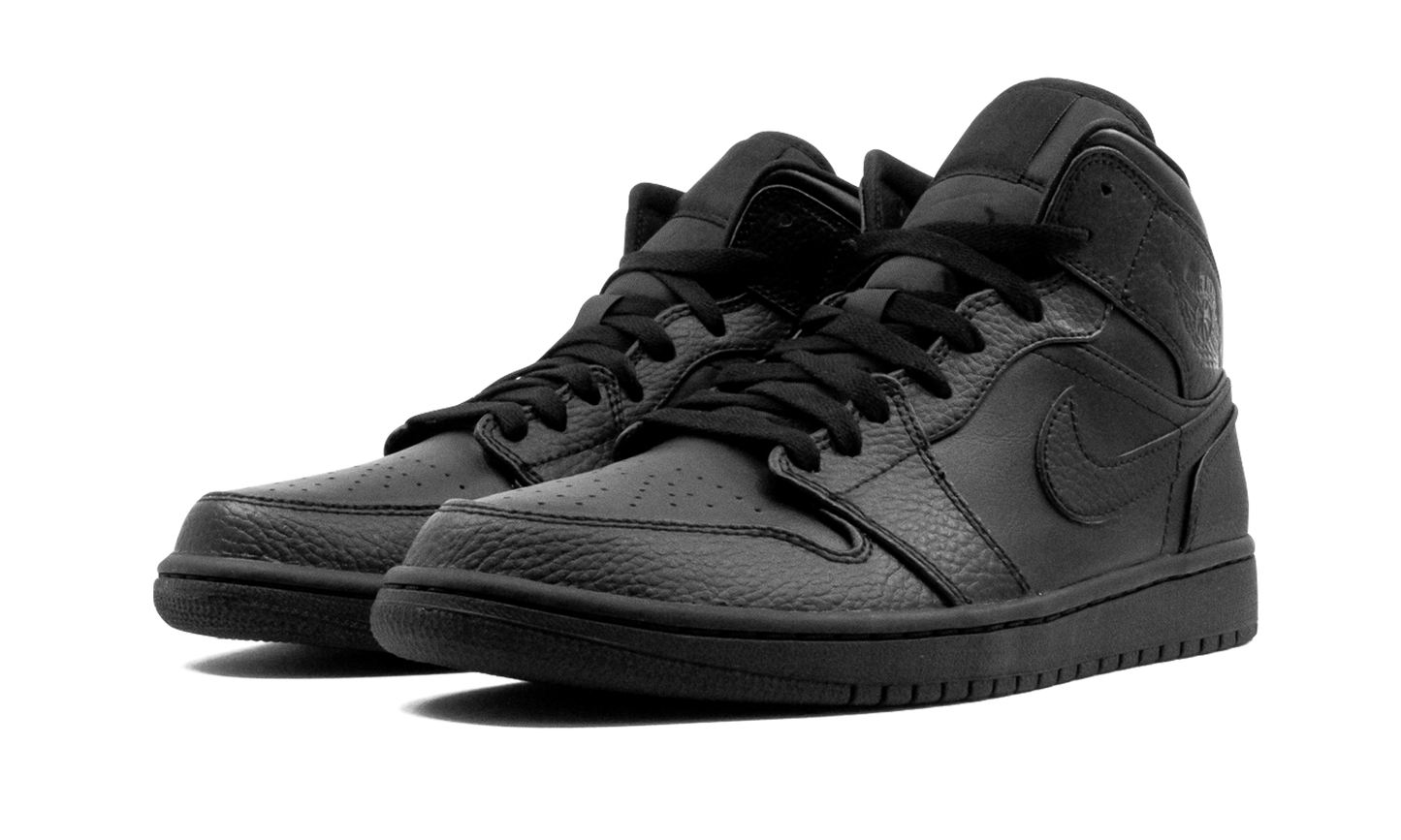 1 Mid "Triple Black" 554724 091
