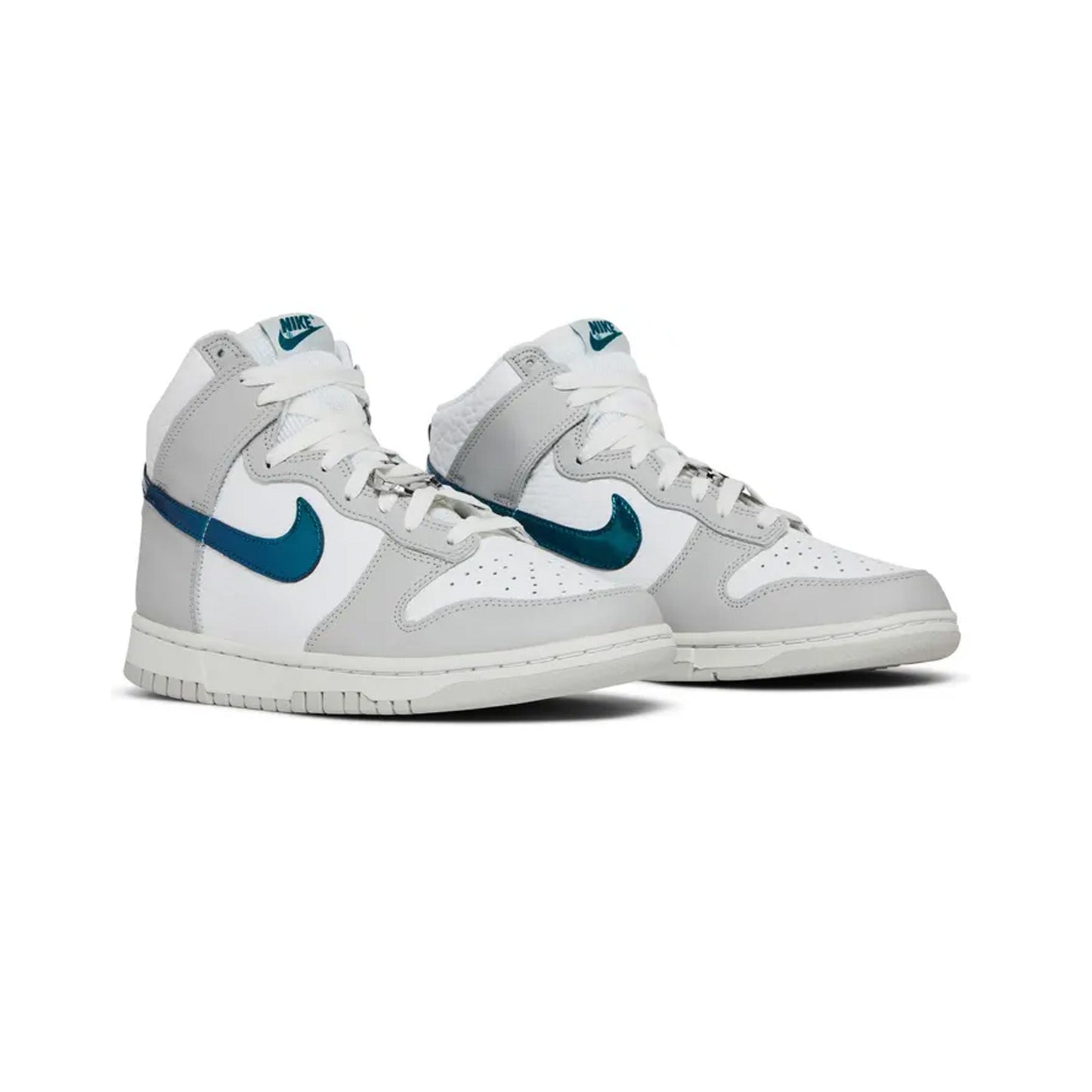 Dunk High 'FLS' W (2022)