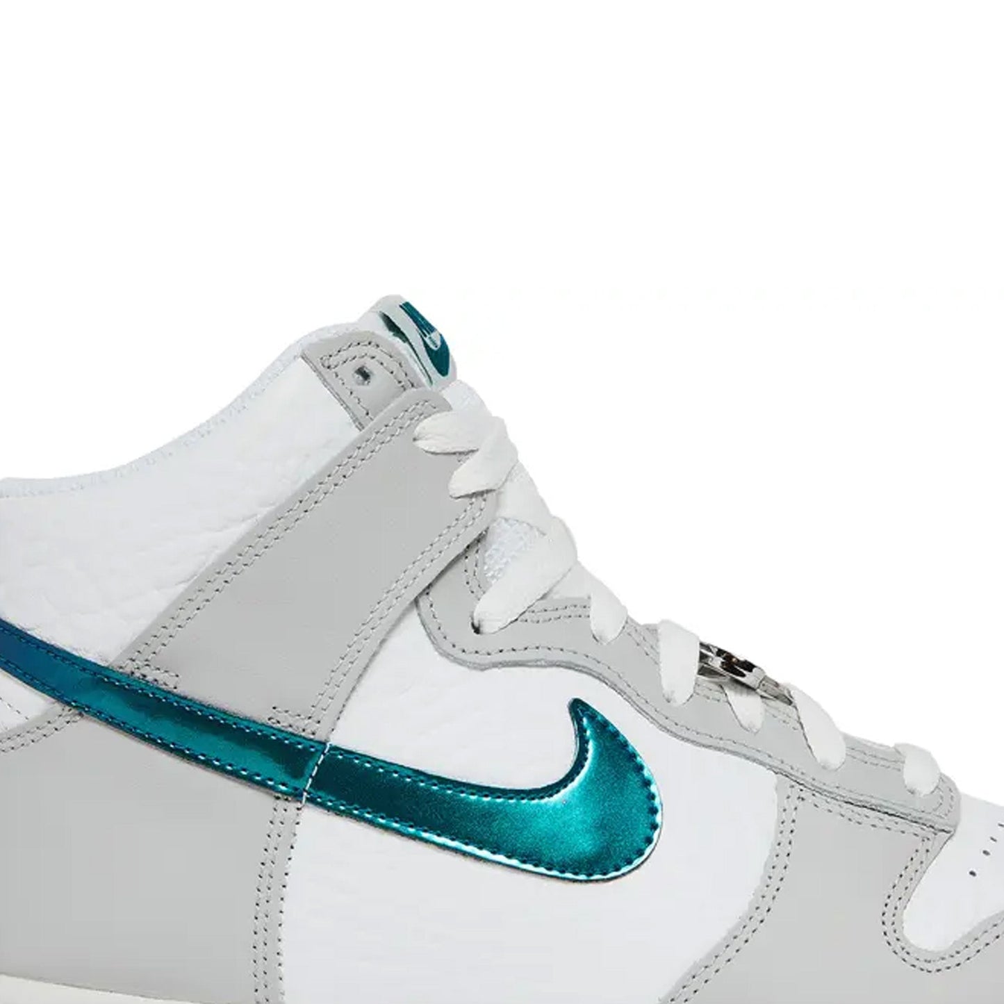 Dunk High 'FLS' W (2022)