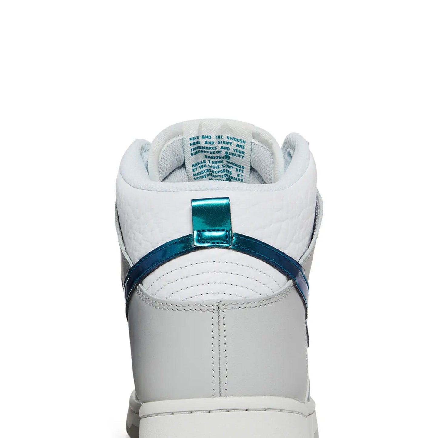 Dunk High 'FLS' W (2022)