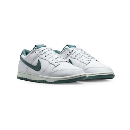 Nike Dunk Low Retro 'Pure Platinum' (2026)