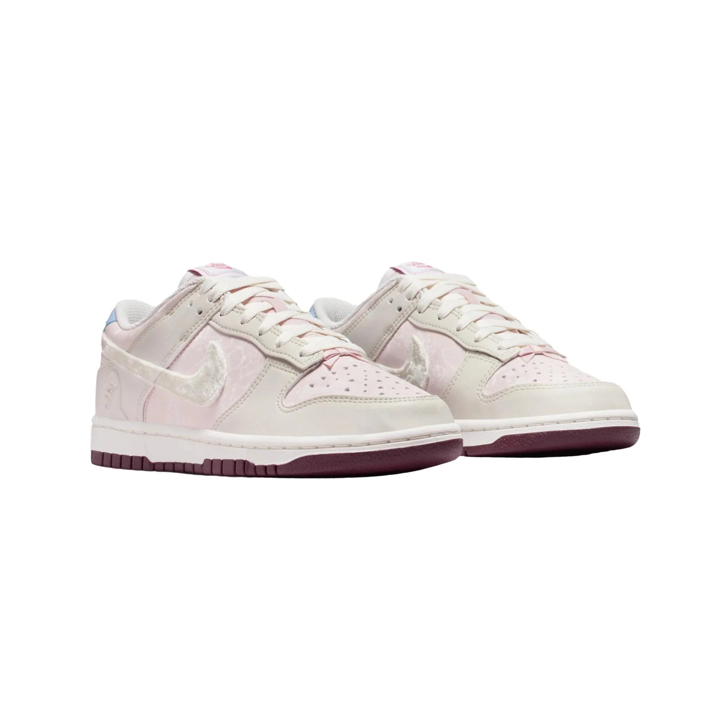 Nike Dunk Low 'Valentine's Day' Women's (2026)