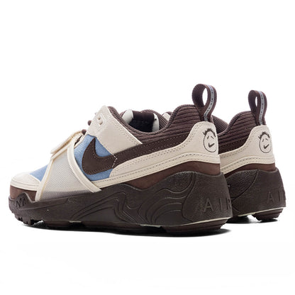 Travis Scott Zoom Field Jaxx - Leche Blue/Baroque Brown/Pale Ivory