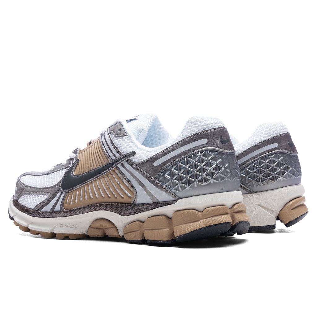 Zoom Vomero 5 - Metallic Pewter/Medium Ash/Parachute Beige