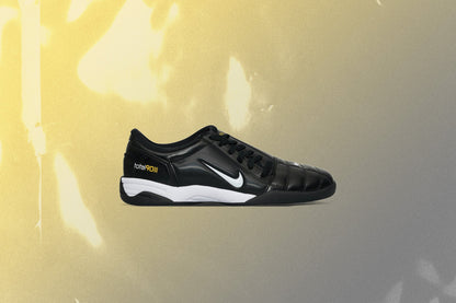 Total 90 III - Black/White/Metallic Silver