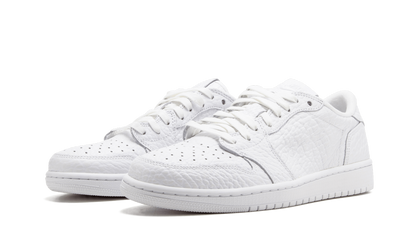 1 Retro Low NS "Triple White" 872782 100