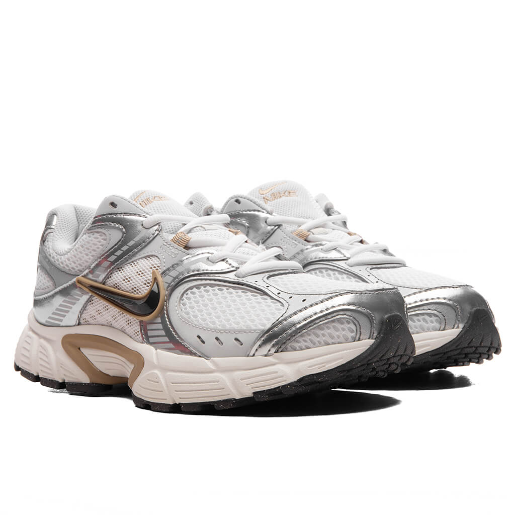 V5 RNR - White/Medium Ash/Parachute Beige