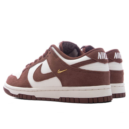 Women's Dunk Low - Sail/Red Sepia/Metallic Gold