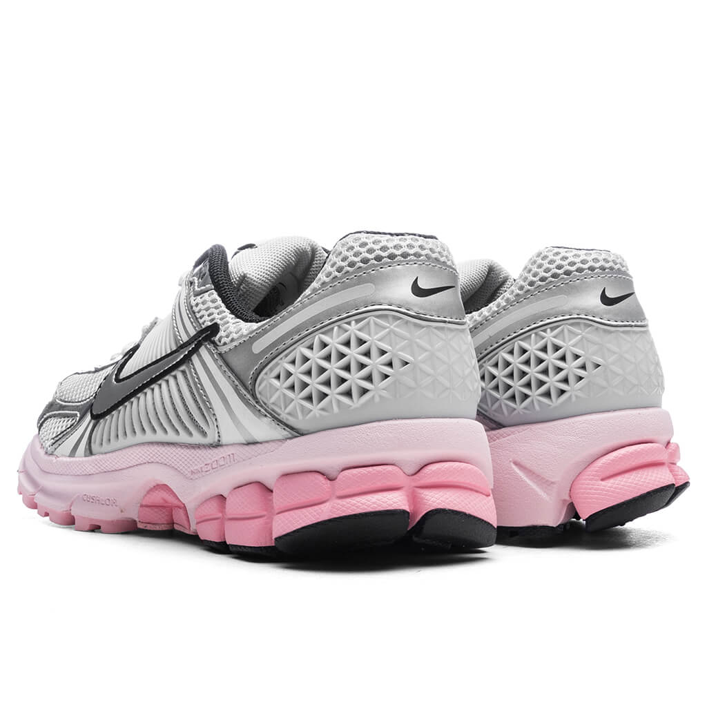 Women's Zoom Vomero 5 - Photon Dust/Metallic Silver/Pink Foam