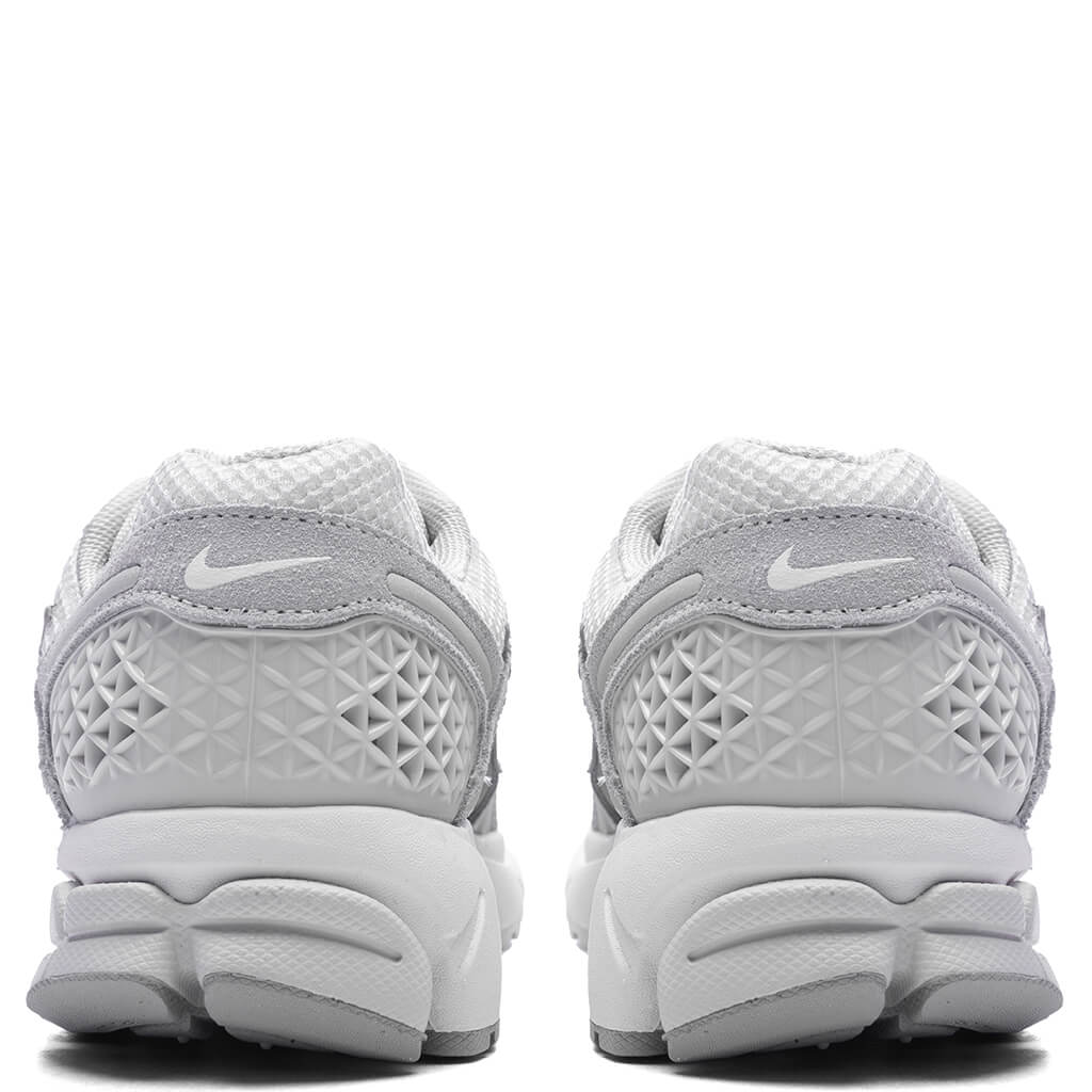 Women's Zoom Vomero 5 - Pure Platinum/Summit White/Platinum Tint
