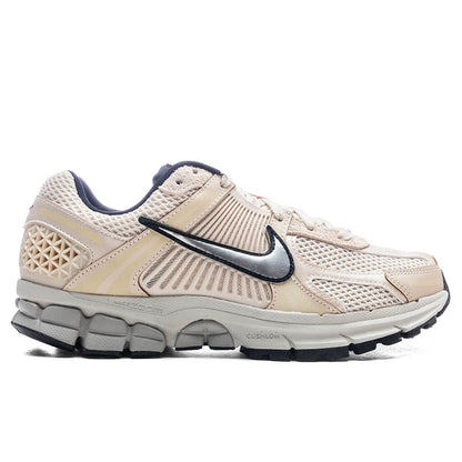 Women's Zoom Vomero 5 - Pearl White/Chrome/Light Bone