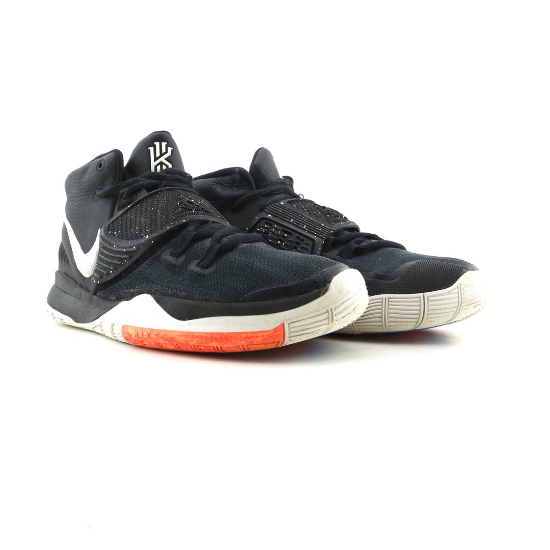 YOUTH KYRIE 6