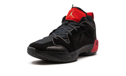 37 Low "Bred" DQ4122 007