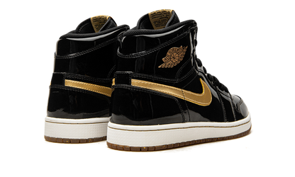 1 Retro High OG "Black/Metallic Gold"