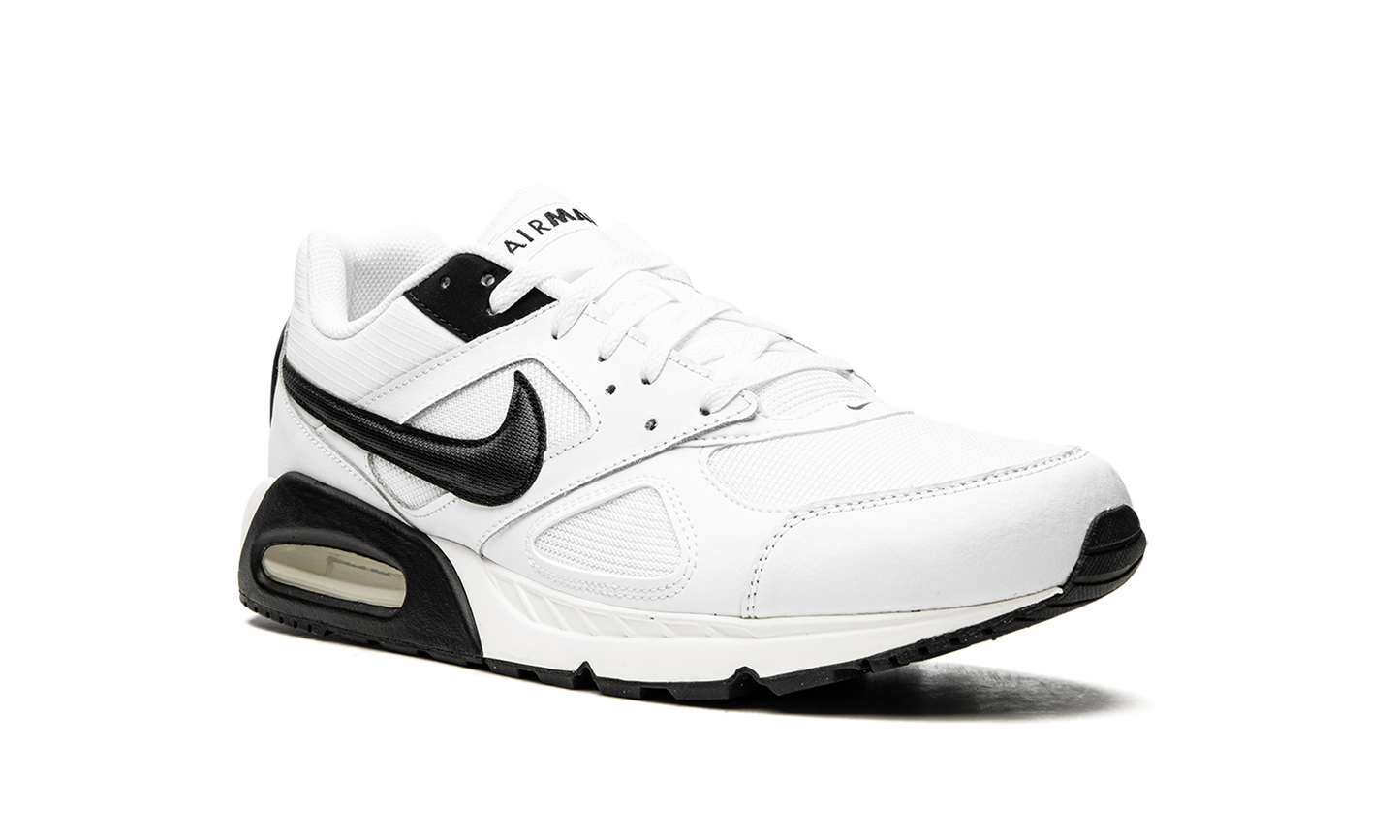 Air Max IVO 580518 106