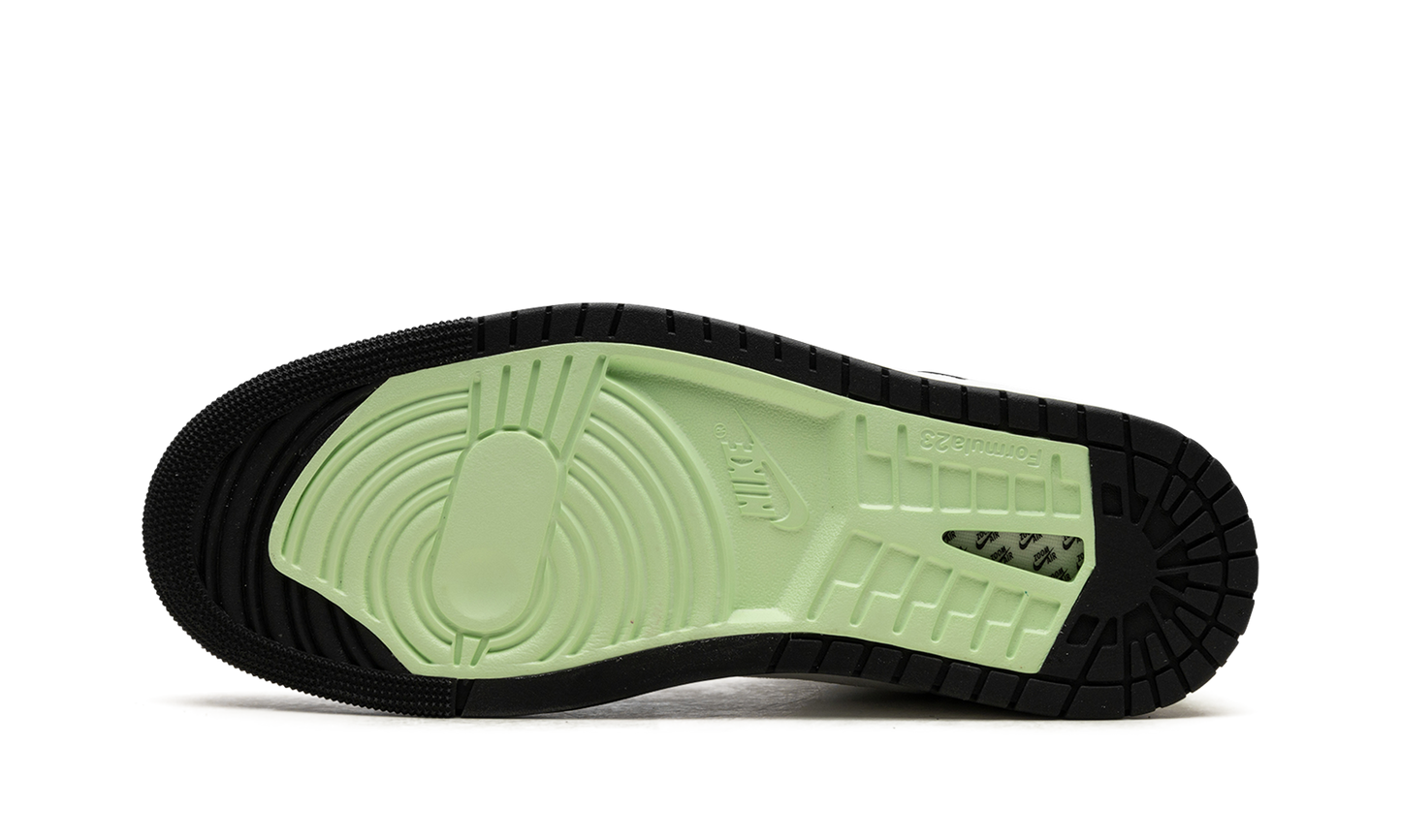 1 Zoom CMFT 2 Mid "Honeydew" DV1307 103